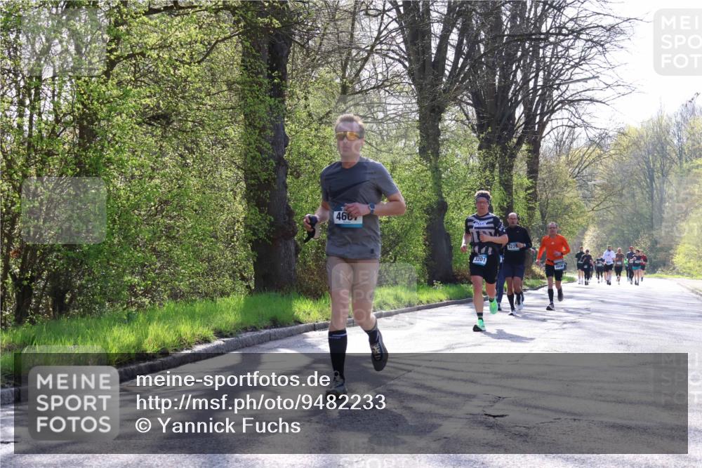 12.04.2026 - 45. Internationalen Wilhelmsburger Insellauf Yannick Fuchs http://msf.ph/oto/9482233 12.04.2026 10:30:32 Laufen 4667, 3201 meine-sportfotos.de