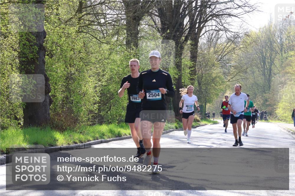 12.04.2026 - 45. Internationalen Wilhelmsburger Insellauf Yannick Fuchs http://msf.ph/oto/9482275 12.04.2026 10:22:54 Laufen 3983, 2504, 3323, 3014, 5327 meine-sportfotos.de
