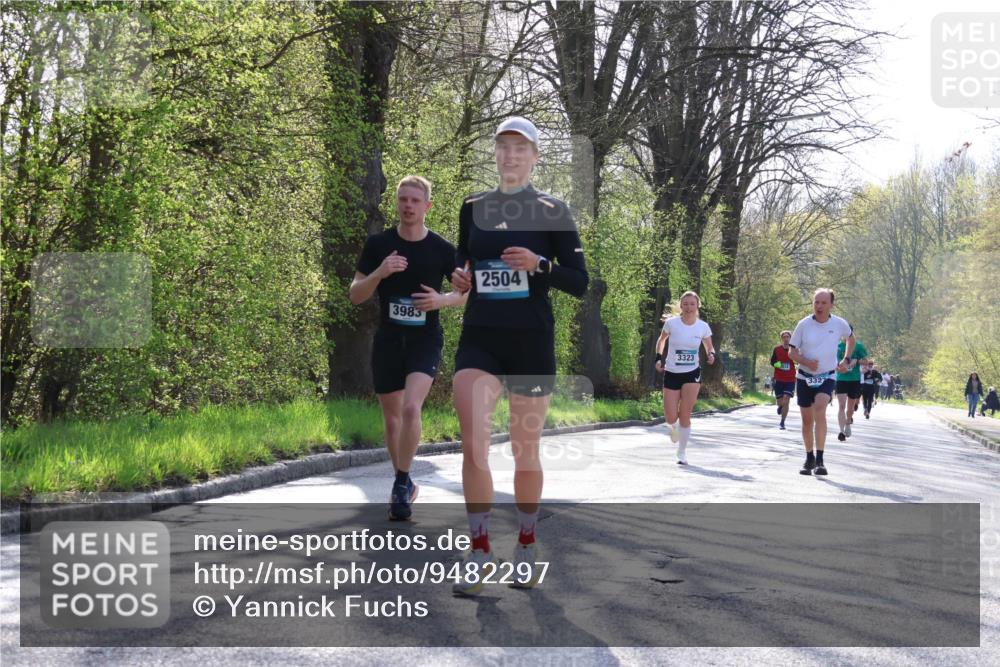 12.04.2026 - 45. Internationalen Wilhelmsburger Insellauf Yannick Fuchs http://msf.ph/oto/9482297 12.04.2026 10:22:55 Laufen 3983, 2504, 3323 meine-sportfotos.de