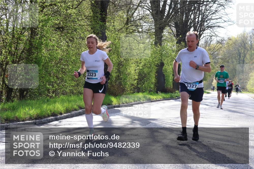 12.04.2026 - 45. Internationalen Wilhelmsburger Insellauf Yannick Fuchs http://msf.ph/oto/9482339 12.04.2026 10:22:59 Laufen 3323, 3327, 2892 meine-sportfotos.de