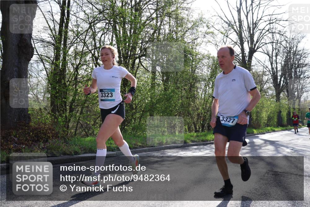 12.04.2026 - 45. Internationalen Wilhelmsburger Insellauf Yannick Fuchs http://msf.ph/oto/9482364 12.04.2026 10:23:00 Laufen 3323, 3327 meine-sportfotos.de