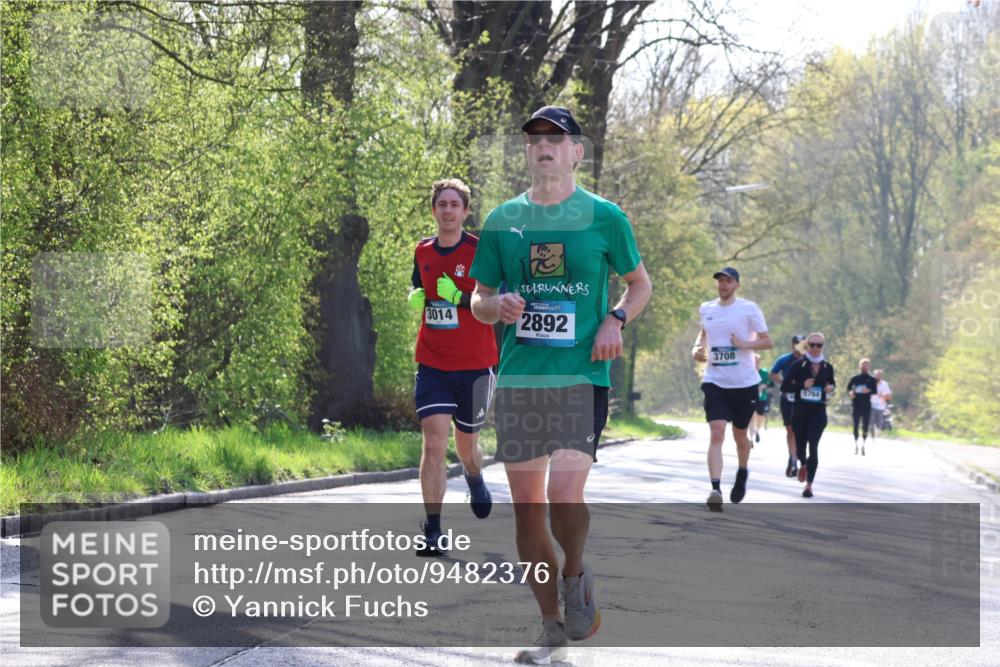 12.04.2026 - 45. Internationalen Wilhelmsburger Insellauf Yannick Fuchs http://msf.ph/oto/9482376 12.04.2026 10:23:02 Laufen 3014, 2892, 3708, 5764 meine-sportfotos.de