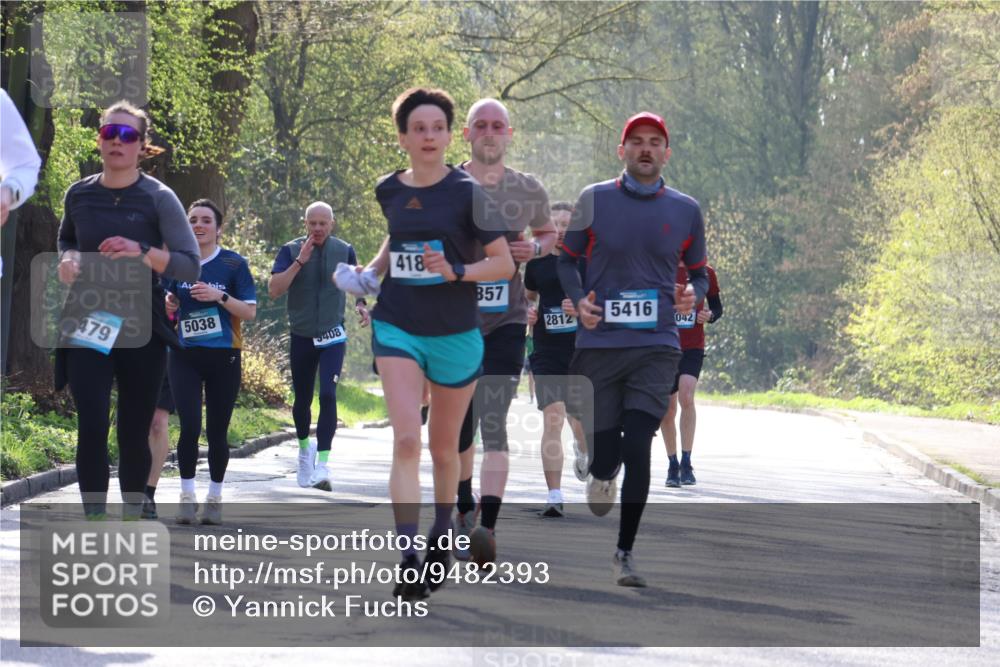 12.04.2026 - 45. Internationalen Wilhelmsburger Insellauf Yannick Fuchs http://msf.ph/oto/9482393 12.04.2026 10:30:46 Laufen 479, 5038, 408, 418, 857, 5416, 2812, 042 meine-sportfotos.de