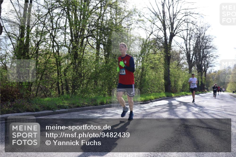 12.04.2026 - 45. Internationalen Wilhelmsburger Insellauf Yannick Fuchs http://msf.ph/oto/9482439 12.04.2026 10:23:06 Laufen 014 meine-sportfotos.de