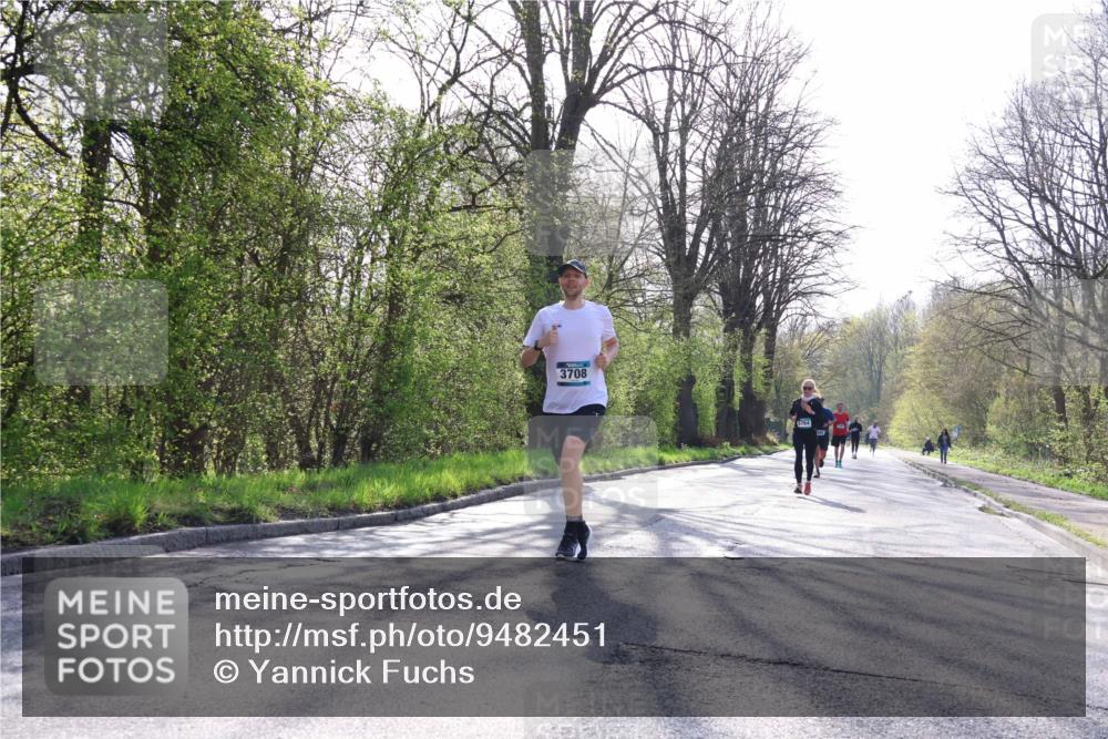12.04.2026 - 45. Internationalen Wilhelmsburger Insellauf Yannick Fuchs http://msf.ph/oto/9482451 12.04.2026 10:23:07 Laufen 3708, 5764 meine-sportfotos.de