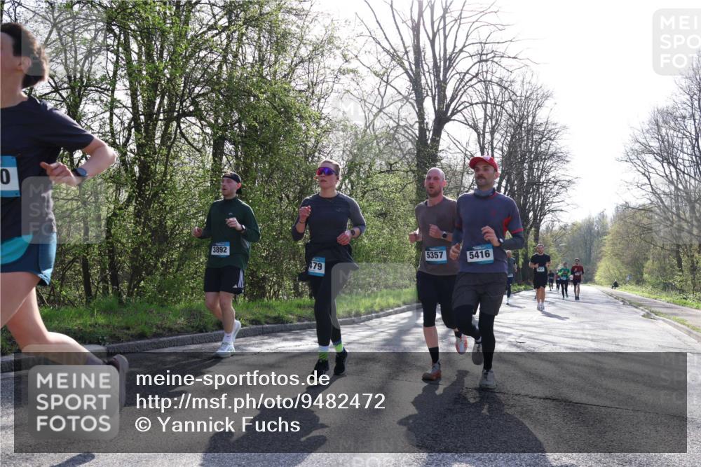 12.04.2026 - 45. Internationalen Wilhelmsburger Insellauf Yannick Fuchs http://msf.ph/oto/9482472 12.04.2026 10:30:52 Laufen 0, 3892, 5357, 5416, 479 meine-sportfotos.de