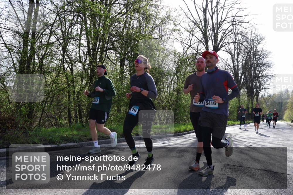 12.04.2026 - 45. Internationalen Wilhelmsburger Insellauf Yannick Fuchs http://msf.ph/oto/9482478 12.04.2026 10:30:52 Laufen 3892, 79, 5416 meine-sportfotos.de