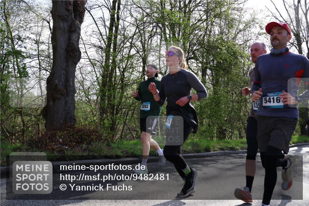 12.04.2026 - 45. Internationalen Wilhelmsburger Insellauf Yannick Fuchs http://msf.ph/oto/9482481 12.04.2026 10:30:53 Laufen 3892, 535, 5416 meine-sportfotos.de