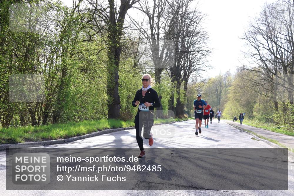 12.04.2026 - 45. Internationalen Wilhelmsburger Insellauf Yannick Fuchs http://msf.ph/oto/9482485 12.04.2026 10:23:10 Laufen 5764, 4945, 2893 meine-sportfotos.de