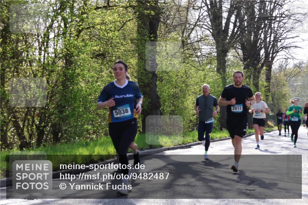 12.04.2026 - 45. Internationalen Wilhelmsburger Insellauf Yannick Fuchs http://msf.ph/oto/9482487 12.04.2026 10:30:54 Laufen 5038, 408, 2812, 3991 meine-sportfotos.de