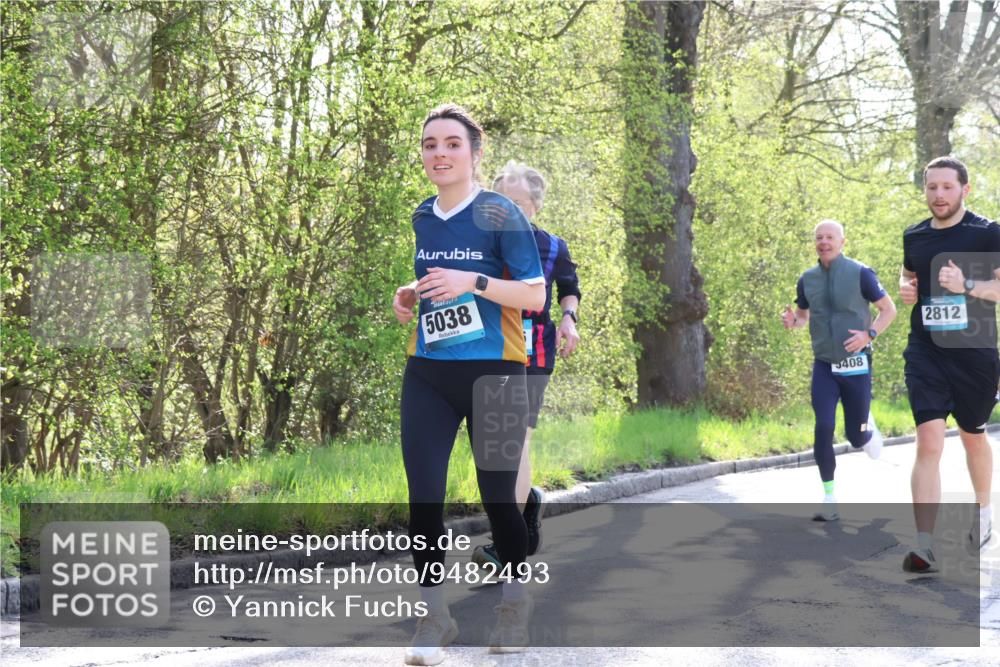 12.04.2026 - 45. Internationalen Wilhelmsburger Insellauf Yannick Fuchs http://msf.ph/oto/9482493 12.04.2026 10:30:54 Laufen 5038, 5408, 2812 meine-sportfotos.de