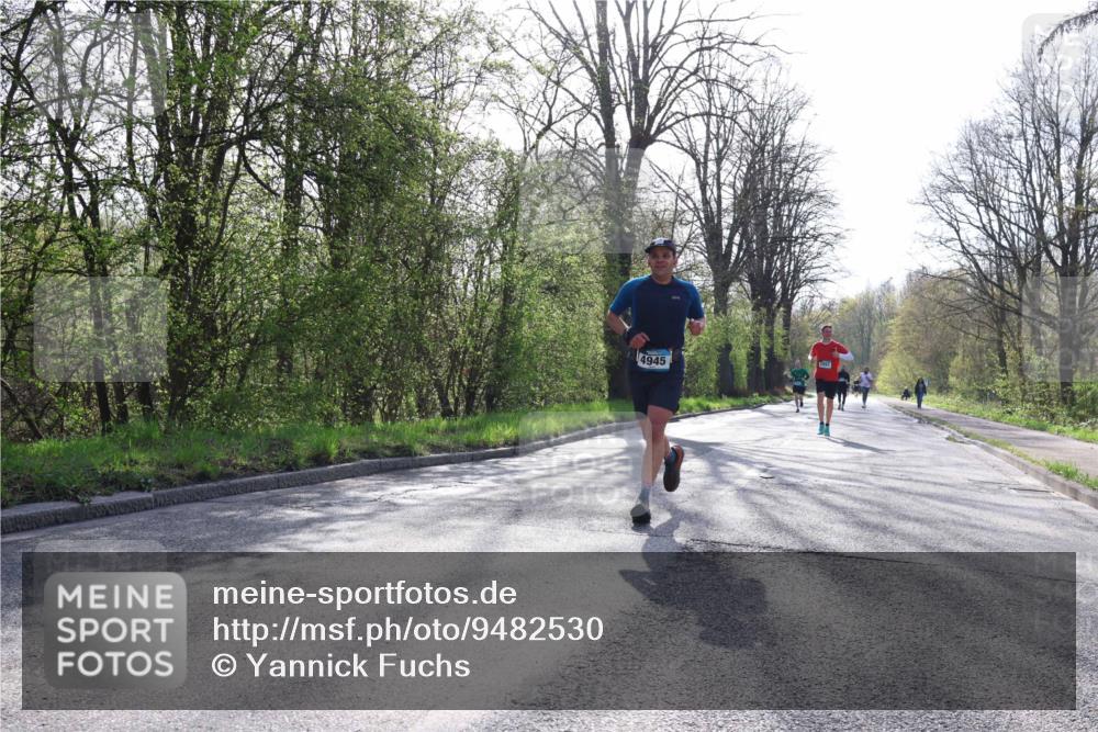 12.04.2026 - 45. Internationalen Wilhelmsburger Insellauf Yannick Fuchs http://msf.ph/oto/9482530 12.04.2026 10:23:13 Laufen 4945 meine-sportfotos.de