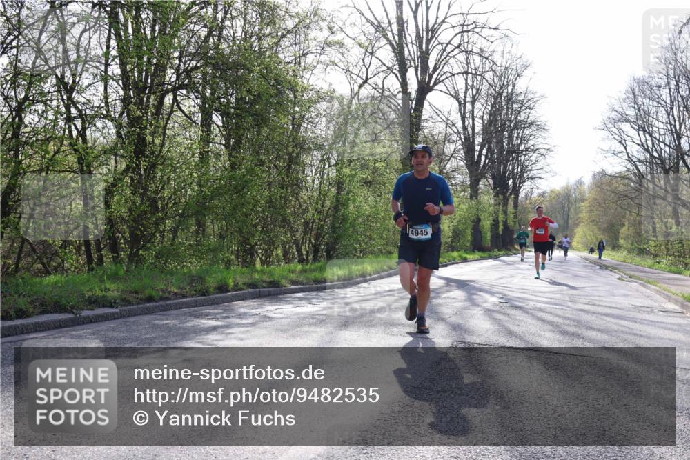12.04.2026 - 45. Internationalen Wilhelmsburger Insellauf Yannick Fuchs http://msf.ph/oto/9482535 12.04.2026 10:23:13 Laufen 4945, 2893 meine-sportfotos.de