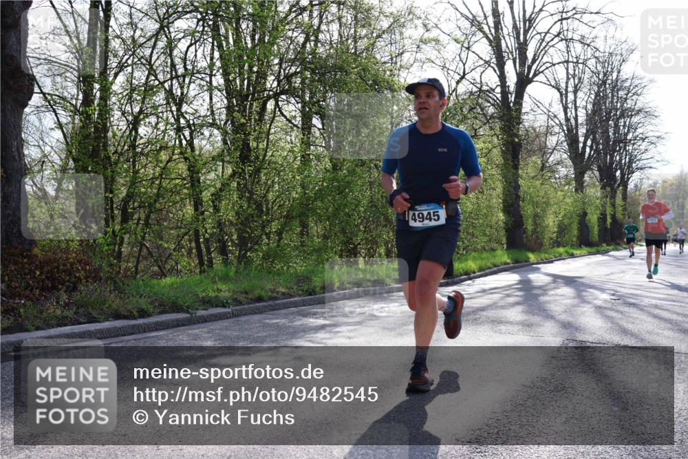 12.04.2026 - 45. Internationalen Wilhelmsburger Insellauf Yannick Fuchs http://msf.ph/oto/9482545 12.04.2026 10:23:14 Laufen 4945, 2893 meine-sportfotos.de