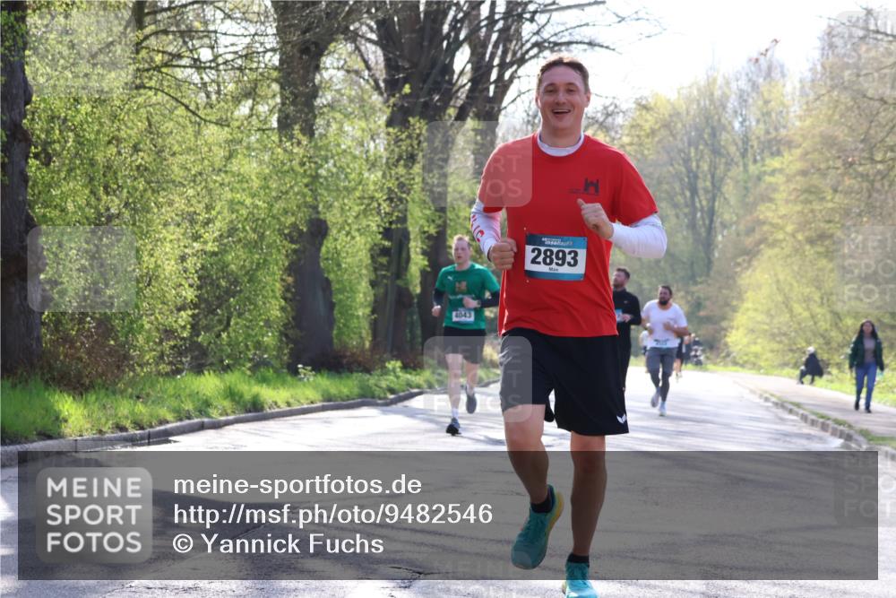 12.04.2026 - 45. Internationalen Wilhelmsburger Insellauf Yannick Fuchs http://msf.ph/oto/9482546 12.04.2026 10:23:15 Laufen 4043, 2893 meine-sportfotos.de