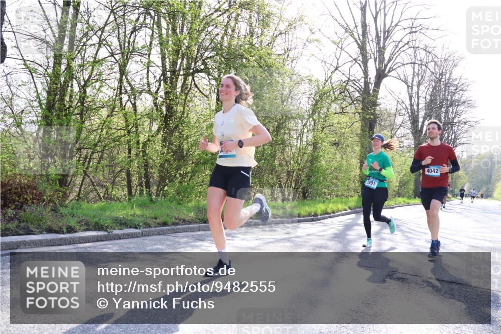 12.04.2026 - 45. Internationalen Wilhelmsburger Insellauf Yannick Fuchs http://msf.ph/oto/9482555 12.04.2026 10:30:59 Laufen 3991, 4042 meine-sportfotos.de