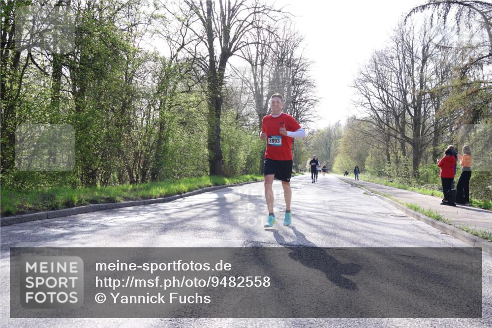 12.04.2026 - 45. Internationalen Wilhelmsburger Insellauf Yannick Fuchs http://msf.ph/oto/9482558 12.04.2026 10:23:16 Laufen 2893 meine-sportfotos.de