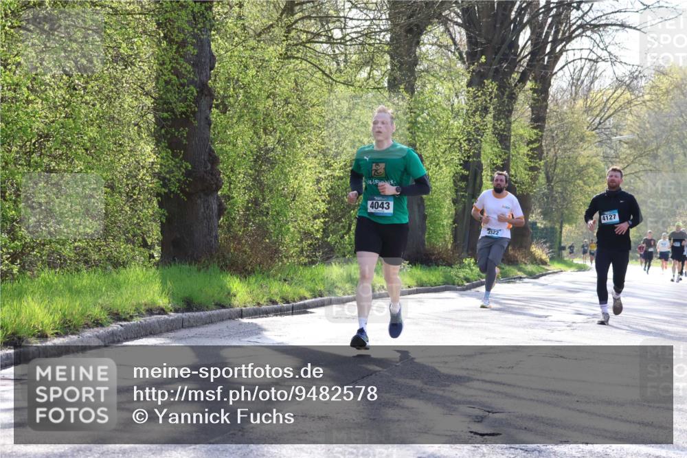 12.04.2026 - 45. Internationalen Wilhelmsburger Insellauf Yannick Fuchs http://msf.ph/oto/9482578 12.04.2026 10:23:18 Laufen 4043, 4127, 4322 meine-sportfotos.de