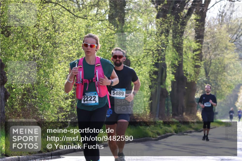 12.04.2026 - 45. Internationalen Wilhelmsburger Insellauf Yannick Fuchs http://msf.ph/oto/9482590 12.04.2026 10:31:02 Laufen 2222, 5489, 4602 meine-sportfotos.de
