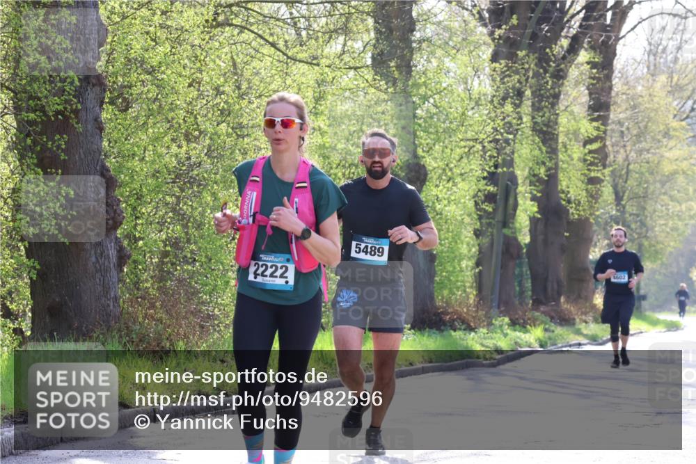 12.04.2026 - 45. Internationalen Wilhelmsburger Insellauf Yannick Fuchs http://msf.ph/oto/9482596 12.04.2026 10:31:03 Laufen 2222, 5489, 4602 meine-sportfotos.de