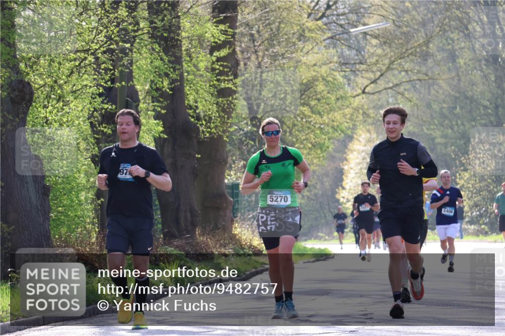 12.04.2026 - 45. Internationalen Wilhelmsburger Insellauf Yannick Fuchs http://msf.ph/oto/9482757 12.04.2026 10:31:17 Laufen 974, 5270, 2406 meine-sportfotos.de