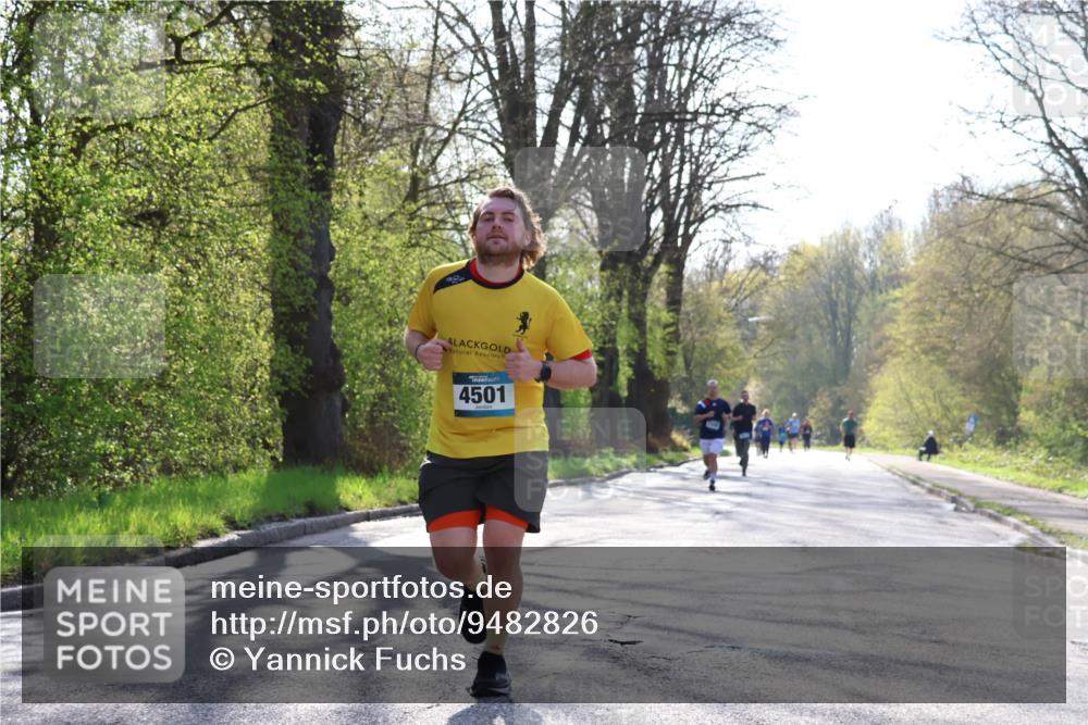 12.04.2026 - 45. Internationalen Wilhelmsburger Insellauf Yannick Fuchs http://msf.ph/oto/9482826 12.04.2026 10:31:26 Laufen 4501 meine-sportfotos.de