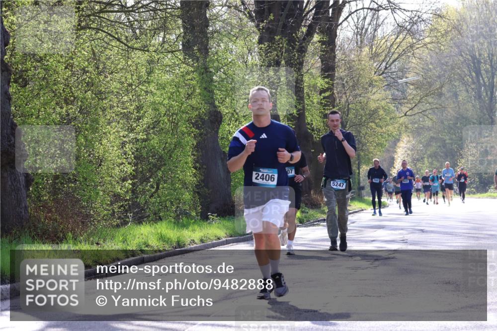 12.04.2026 - 45. Internationalen Wilhelmsburger Insellauf Yannick Fuchs http://msf.ph/oto/9482888 12.04.2026 10:31:31 Laufen 2406, 07, 5247, 2065 meine-sportfotos.de