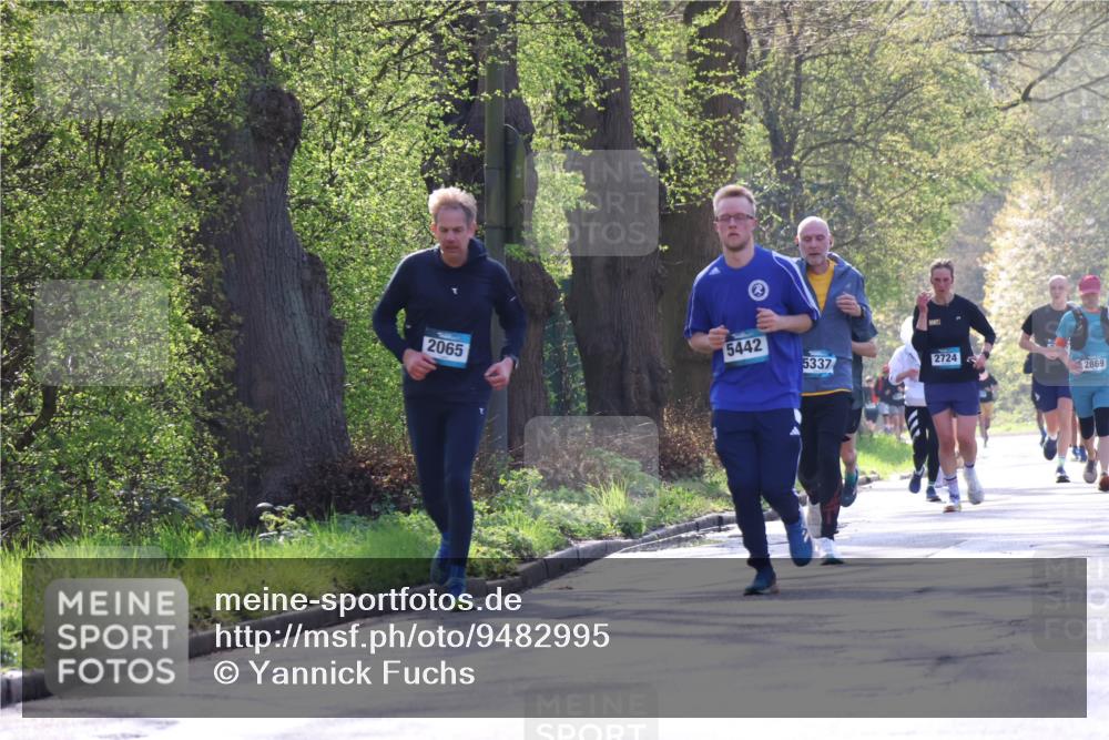 12.04.2026 - 45. Internationalen Wilhelmsburger Insellauf Yannick Fuchs http://msf.ph/oto/9482995 12.04.2026 10:31:41 Laufen 2065, 5442, 5337, 2724, 2869 meine-sportfotos.de