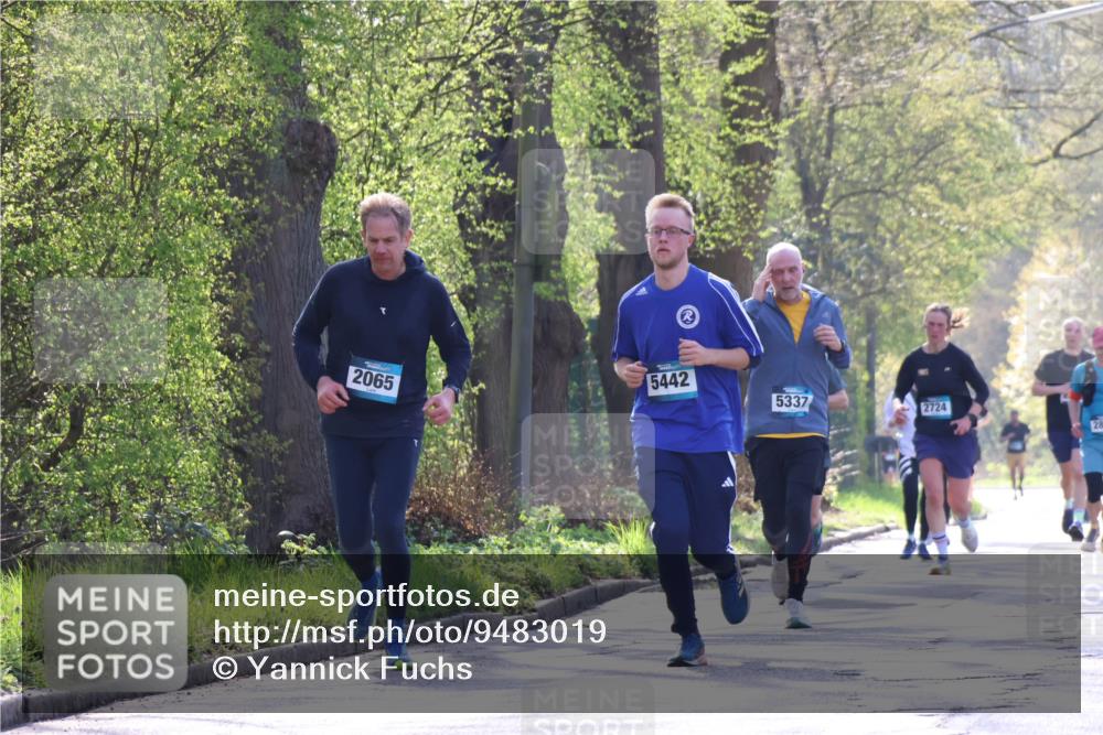 12.04.2026 - 45. Internationalen Wilhelmsburger Insellauf Yannick Fuchs http://msf.ph/oto/9483019 12.04.2026 10:31:42 Laufen 2065, 5442, 5337, 2724 meine-sportfotos.de