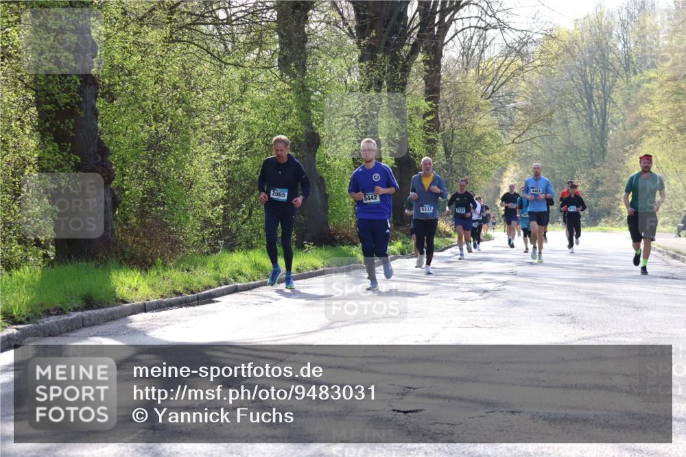 12.04.2026 - 45. Internationalen Wilhelmsburger Insellauf Yannick Fuchs http://msf.ph/oto/9483031 12.04.2026 10:31:43 Laufen 2065, 5442, 5337, 2724, 4483 meine-sportfotos.de