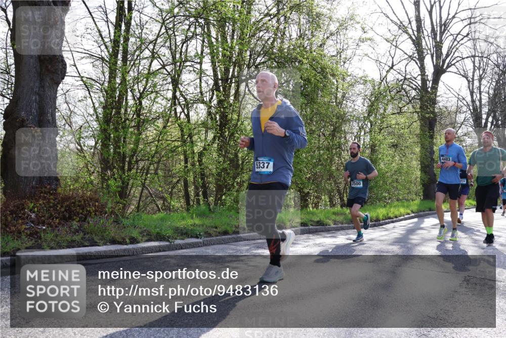 12.04.2026 - 45. Internationalen Wilhelmsburger Insellauf Yannick Fuchs http://msf.ph/oto/9483136 12.04.2026 10:31:53 Laufen 5337, 2500, 4483, 24 meine-sportfotos.de