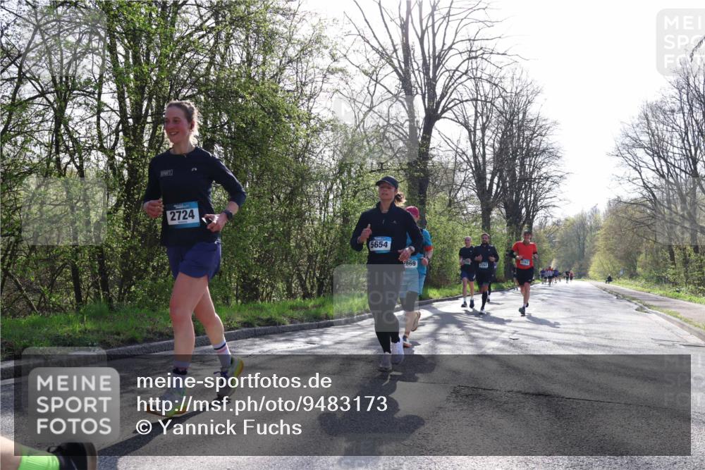 12.04.2026 - 45. Internationalen Wilhelmsburger Insellauf Yannick Fuchs http://msf.ph/oto/9483173 12.04.2026 10:31:56 Laufen 2724, 5654, 2869, 2263 meine-sportfotos.de