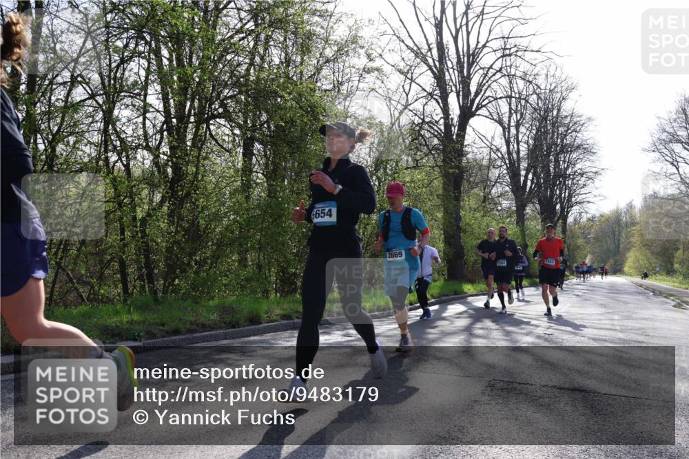 12.04.2026 - 45. Internationalen Wilhelmsburger Insellauf Yannick Fuchs http://msf.ph/oto/9483179 12.04.2026 10:31:56 Laufen 6654, 2869, 2262, 2263 meine-sportfotos.de