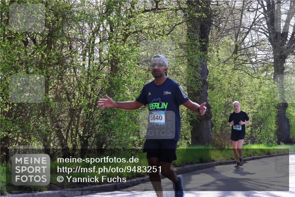12.04.2026 - 45. Internationalen Wilhelmsburger Insellauf Yannick Fuchs http://msf.ph/oto/9483251 12.04.2026 10:32:02 Laufen 5, 5840, 4349 meine-sportfotos.de