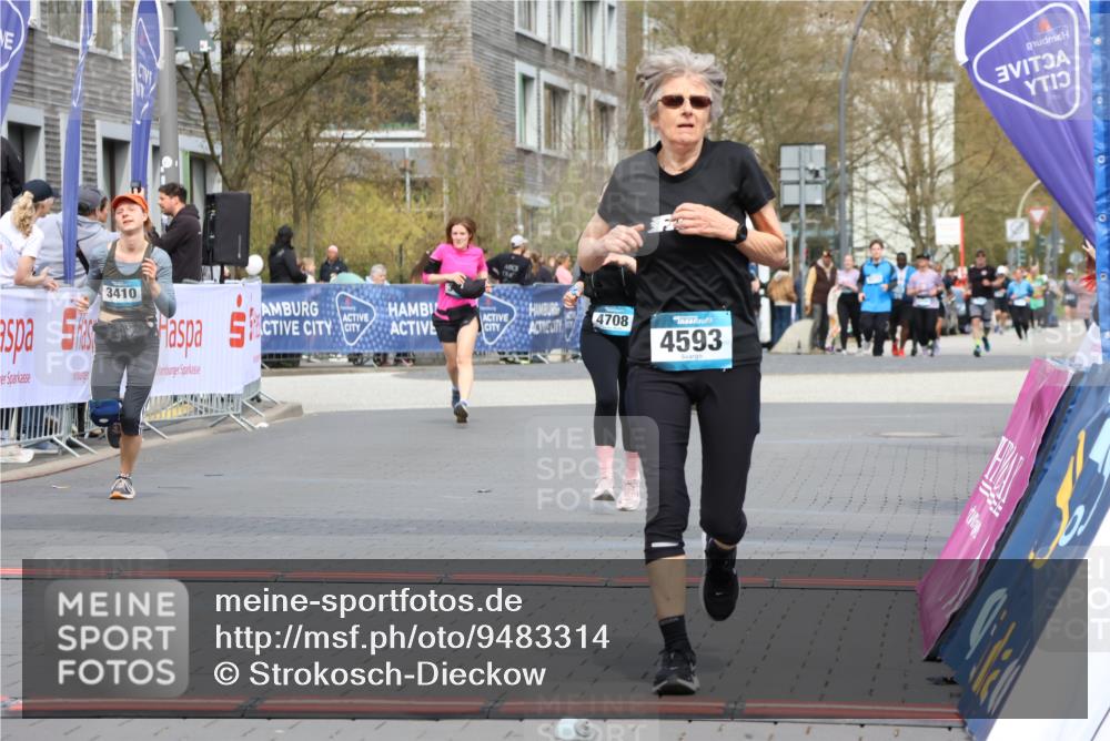 12.04.2026 - 45. Internationalen Wilhelmsburger Insellauf Strokosch-Dieckow http://msf.ph/oto/9483314 12.04.2026 13:23:27 Ziel 2153, 5262, 4593, 4708 meine-sportfotos.de
