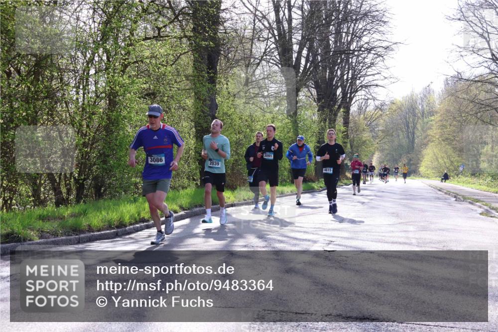 12.04.2026 - 45. Internationalen Wilhelmsburger Insellauf Yannick Fuchs http://msf.ph/oto/9483364 12.04.2026 10:32:12 Laufen 3086, 2039, 3091, 4615 meine-sportfotos.de