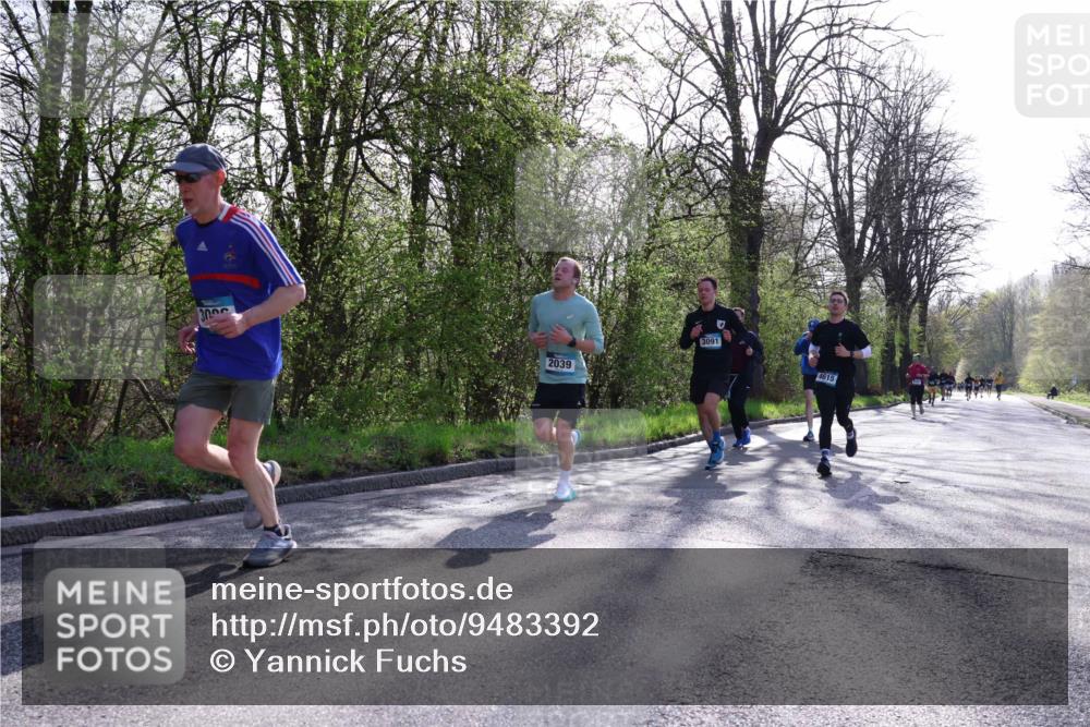 12.04.2026 - 45. Internationalen Wilhelmsburger Insellauf Yannick Fuchs http://msf.ph/oto/9483392 12.04.2026 10:32:14 Laufen 2039, 3091, 4615 meine-sportfotos.de