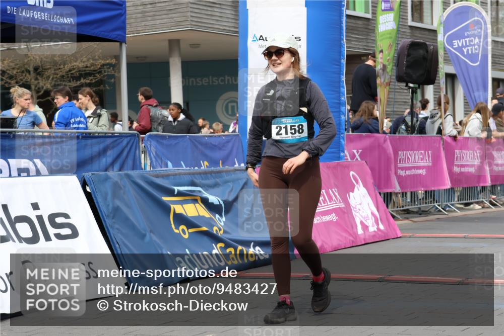 12.04.2026 - 45. Internationalen Wilhelmsburger Insellauf Strokosch-Dieckow http://msf.ph/oto/9483427 12.04.2026 13:23:10 Ziel 2158 meine-sportfotos.de