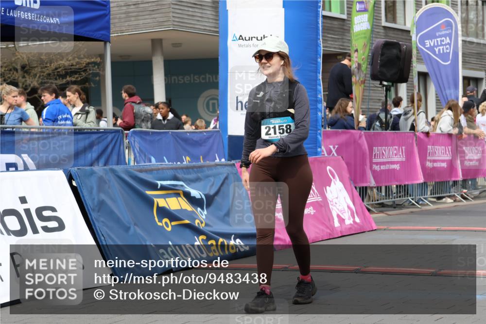 12.04.2026 - 45. Internationalen Wilhelmsburger Insellauf Strokosch-Dieckow http://msf.ph/oto/9483438 12.04.2026 13:23:09 Ziel 2158 meine-sportfotos.de