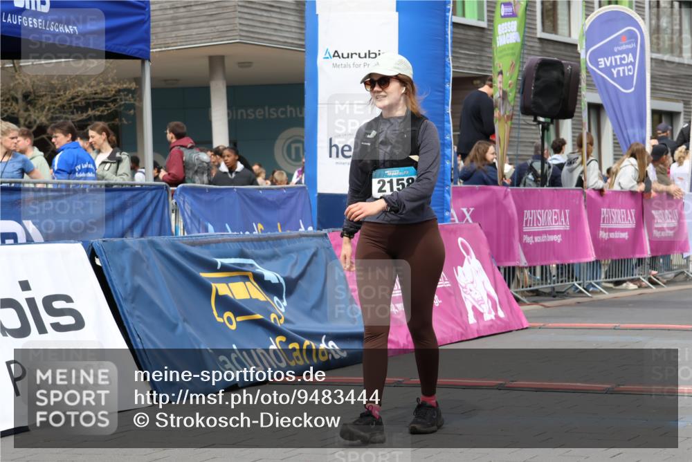 12.04.2026 - 45. Internationalen Wilhelmsburger Insellauf Strokosch-Dieckow http://msf.ph/oto/9483444 12.04.2026 13:23:09 Ziel 2158 meine-sportfotos.de