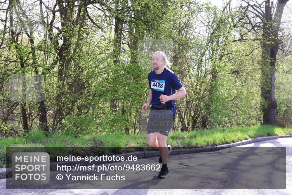 12.04.2026 - 45. Internationalen Wilhelmsburger Insellauf Yannick Fuchs http://msf.ph/oto/9483662 12.04.2026 10:32:42 Laufen 4428 meine-sportfotos.de
