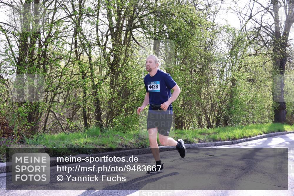 12.04.2026 - 45. Internationalen Wilhelmsburger Insellauf Yannick Fuchs http://msf.ph/oto/9483667 12.04.2026 10:32:43 Laufen 4428 meine-sportfotos.de