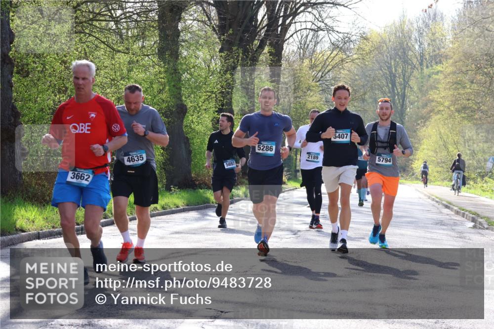 12.04.2026 - 45. Internationalen Wilhelmsburger Insellauf Yannick Fuchs http://msf.ph/oto/9483728 12.04.2026 10:32:48 Laufen 4635, 3662, 5286, 2189, 5697, 5407, 5794 meine-sportfotos.de