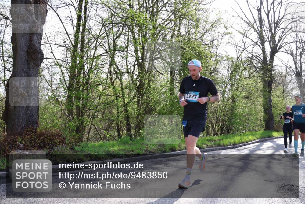 12.04.2026 - 45. Internationalen Wilhelmsburger Insellauf Yannick Fuchs http://msf.ph/oto/9483850 12.04.2026 10:32:58 Laufen 3227, 4333, 3334 meine-sportfotos.de
