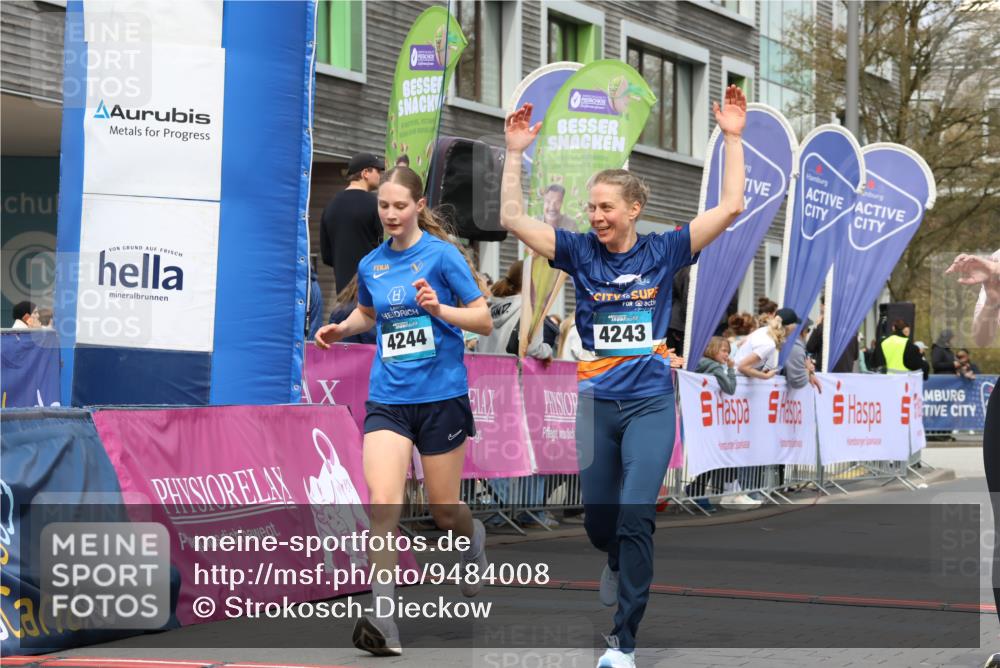 12.04.2026 - 45. Internationalen Wilhelmsburger Insellauf Strokosch-Dieckow http://msf.ph/oto/9484008 12.04.2026 13:22:10 Ziel 4017, 3676 meine-sportfotos.de