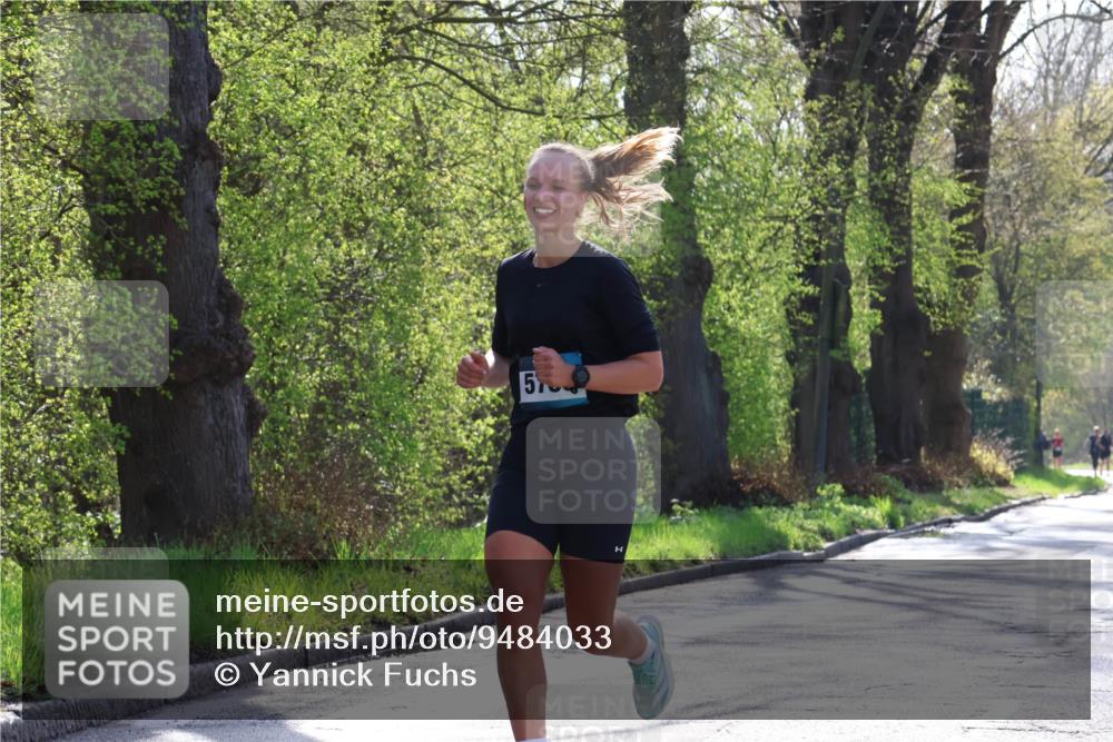 12.04.2026 - 45. Internationalen Wilhelmsburger Insellauf Yannick Fuchs http://msf.ph/oto/9484033 12.04.2026 10:33:13 Laufen 5 meine-sportfotos.de