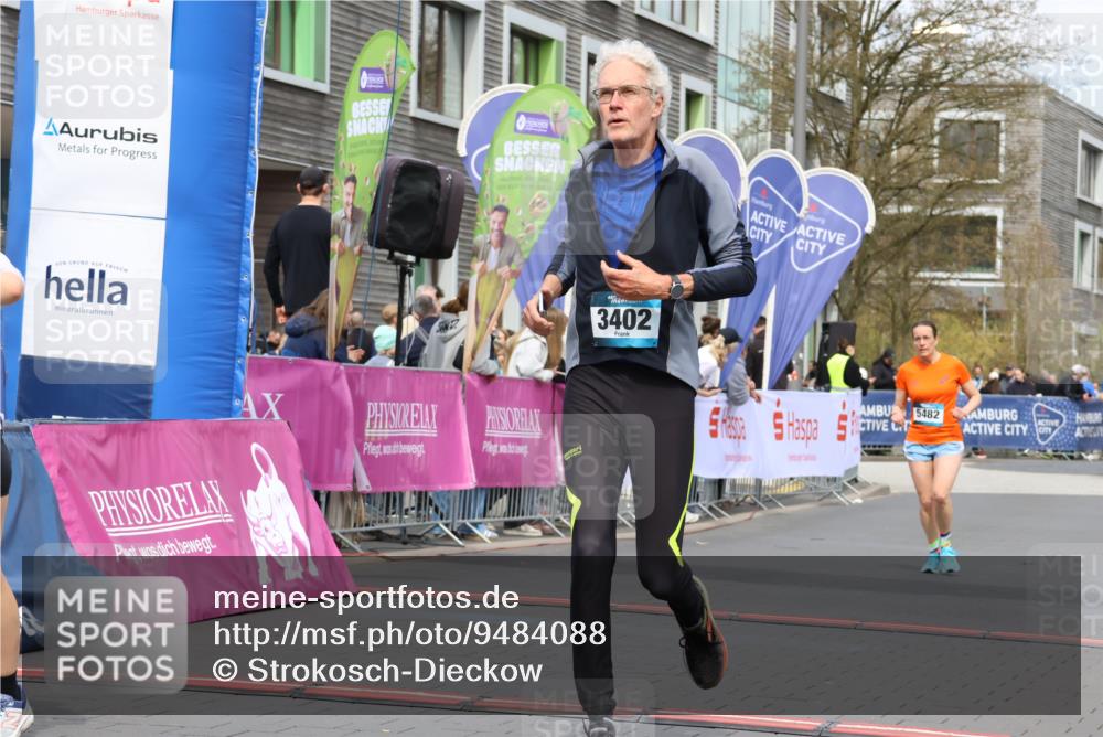 12.04.2026 - 45. Internationalen Wilhelmsburger Insellauf Strokosch-Dieckow http://msf.ph/oto/9484088 12.04.2026 13:22:03 Ziel 4047, 2175, 3402, 5482 meine-sportfotos.de
