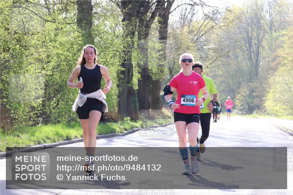 12.04.2026 - 45. Internationalen Wilhelmsburger Insellauf Yannick Fuchs http://msf.ph/oto/9484132 12.04.2026 10:33:25 Laufen 4906 meine-sportfotos.de