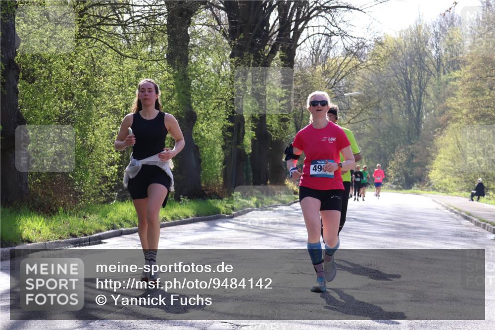 12.04.2026 - 45. Internationalen Wilhelmsburger Insellauf Yannick Fuchs http://msf.ph/oto/9484142 12.04.2026 10:33:26 Laufen 492 meine-sportfotos.de