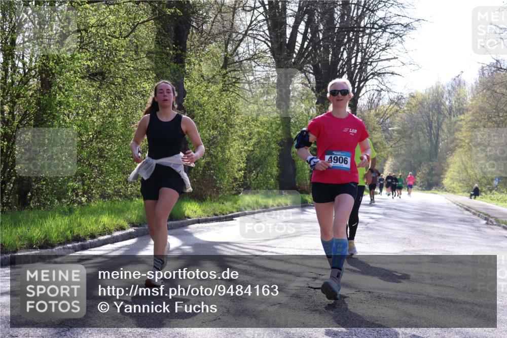 12.04.2026 - 45. Internationalen Wilhelmsburger Insellauf Yannick Fuchs http://msf.ph/oto/9484163 12.04.2026 10:33:28 Laufen 4906 meine-sportfotos.de